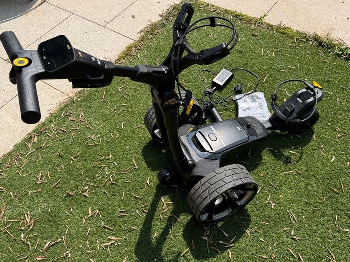 Powakaddy RX1 Remote golf trolley 36 hole battery