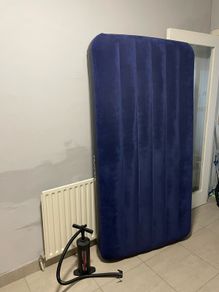 Inflatable Bed + Pump