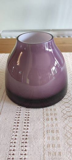 Glass vase