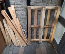 Free pallet and wood