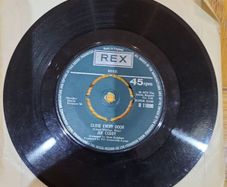 Joe Cuddy Close Every Door 7 inch Vinyl Single