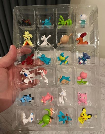 Pokemon Figures Christmas Advent Calendar