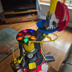 Paw Patrol Mighty Pups Lookout Tower