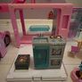 Barbie camper van with dolls and accessories Image 10