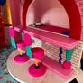 Huge lol house Dolls Accessories like new Image 8