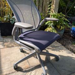 ergonomic office chair