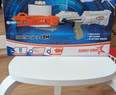 Toilet paper launcher toy