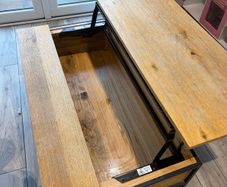 Eazy living coffee table