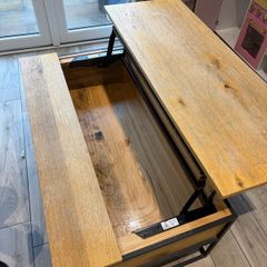 Eazy living coffee table