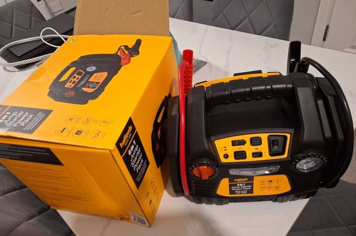 6 in 1 Jump starter pack