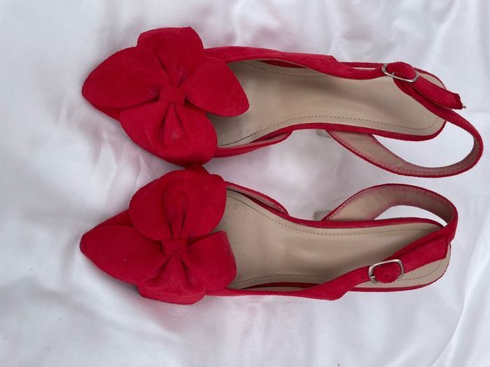Casual shoes