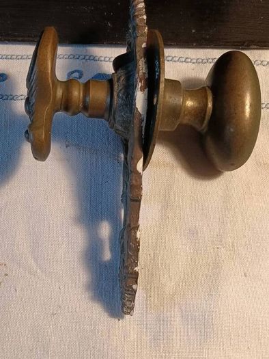 Victorian Double Door Handle