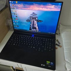 Lenovo Legion 7i 16 inch Laptop 5090 gpu