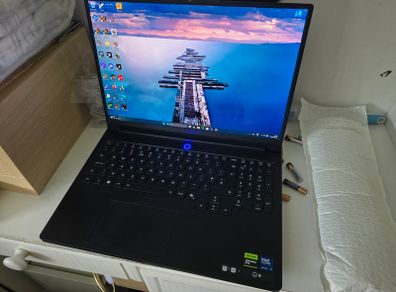Lenovo Legion 7i 16 inch Laptop 5090 gpu