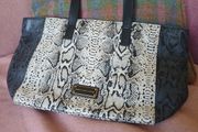 hand bag