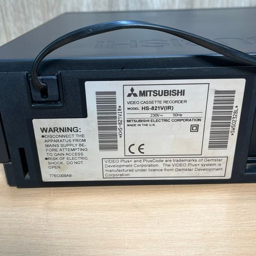 Mitsubishi HS-821V Video Cassette Player With Remote