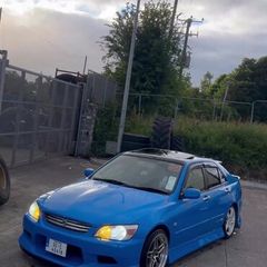 Lexus is200