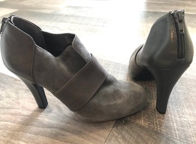 Grey Suede Boots Size 7 New