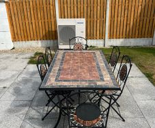 6 Seater Outdoor Table & Chairs
