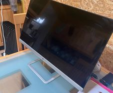 Hp 27 inch monitor with HDMI cable