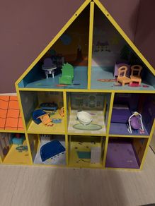 Peppa pig house