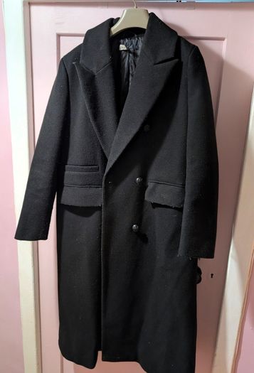 Long Black Gallery Coat
