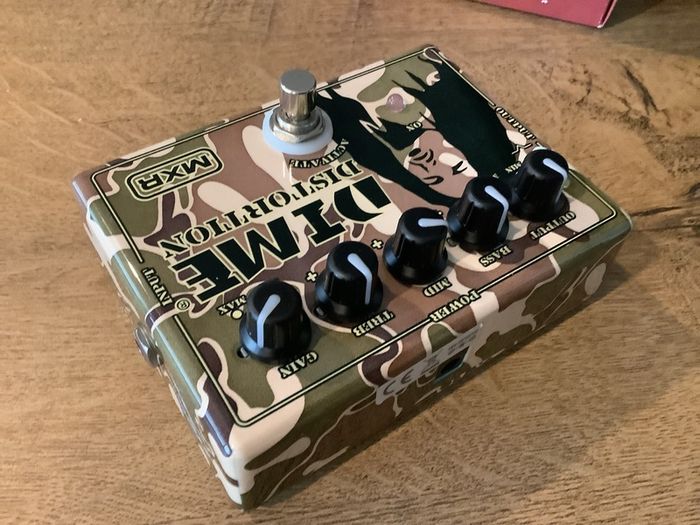 MXR DD11 Dime Distortion pedal