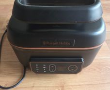Russell Hobbs Satisfry Air & Grill Multi Cooker, Barely used, Great condition