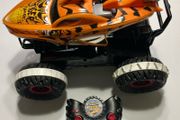 Hot Wheels Monster Trucks Unstoppable Tiger Shark