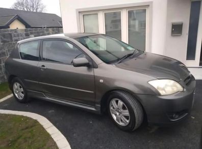 2005 Toyota Corolla Breaking / Parts