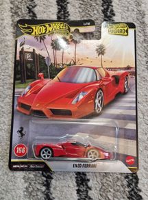Hot Wheels - Enzo Ferrari - Boulevard
