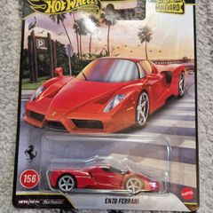 Hot Wheels - Enzo Ferrari - Boulevard