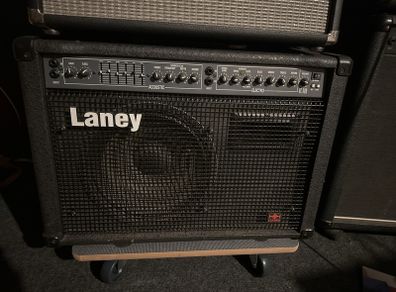 laney GC 80A acoustic and electric amp