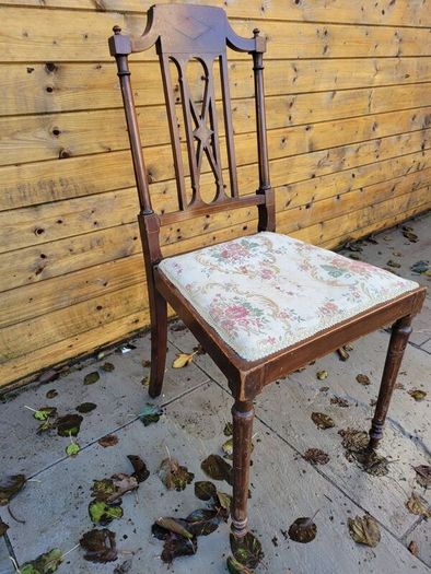 furniture.  Elegant Decorative Chair