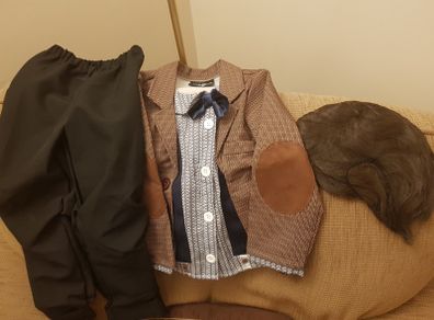 Costume