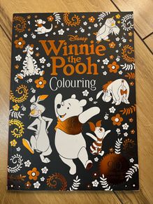 Disney: Winnie The Pooh Colouring