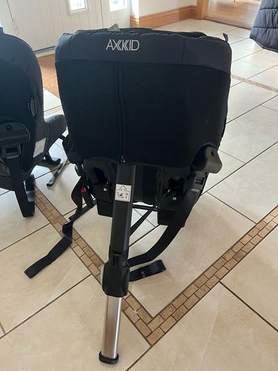 Axkid Minikid extended rear facing car seats x2
