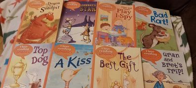I love reading ; phonics set of 8 Level 1 (2380)
