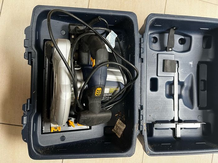 Performance Power Pro Circular Saw