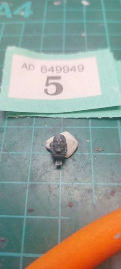 Warhammer 40K space marine heads singles