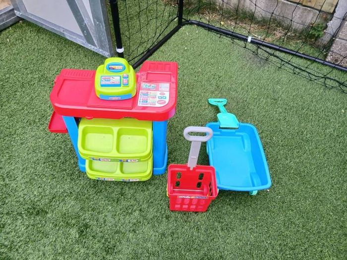 Free toys