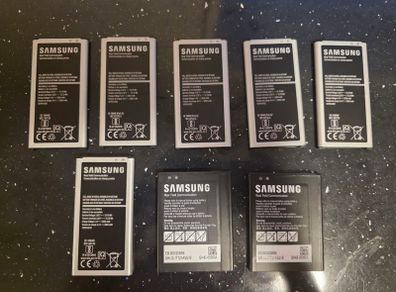 8 x Samsung Xcover 4s, 5 Battery Joblot (Free Post)