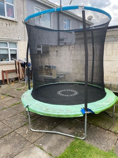 trampoline 8 ft