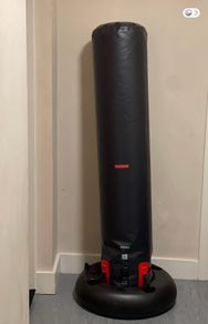 Inflatable punching bag