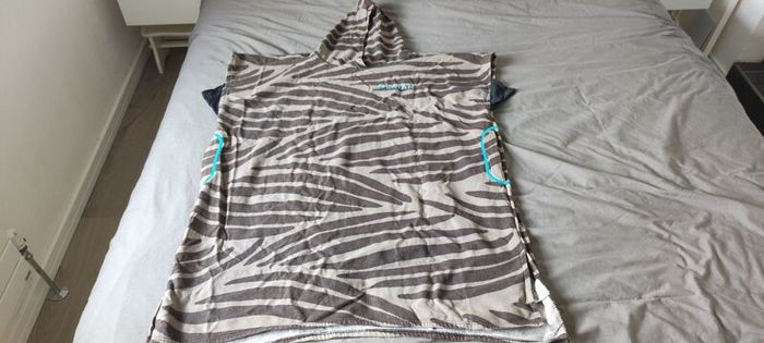 Swimming beach changing gown towel - kids/teens one size