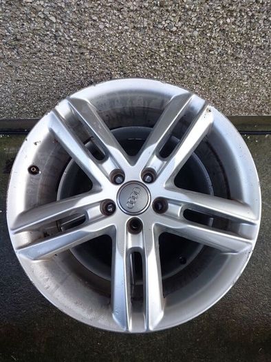 Audi 18 inch alloys