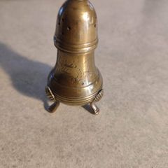 Graceful Vintage Handmade Pepper Pot in BRASS.