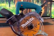 Makita Grinder