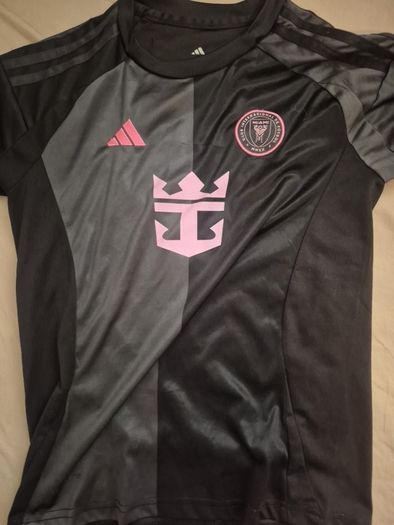 messi jersey woth shorts
