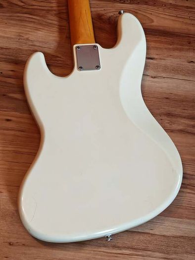 Fender Japan '62 Reissue Jazz Bass (Delivery available)